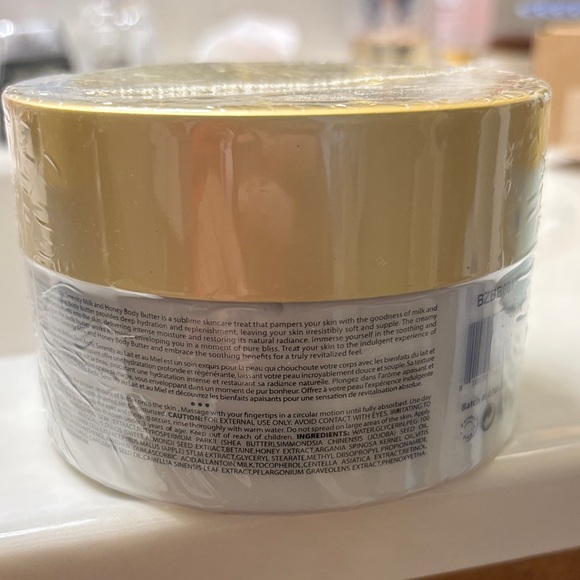 Arctic Serenity Milk and Honey Body Butter - BNWT/SEALED NEVER USED OR OPENED - Picture 3 of 8
